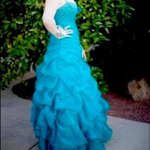 Prom dress with corset back worn once